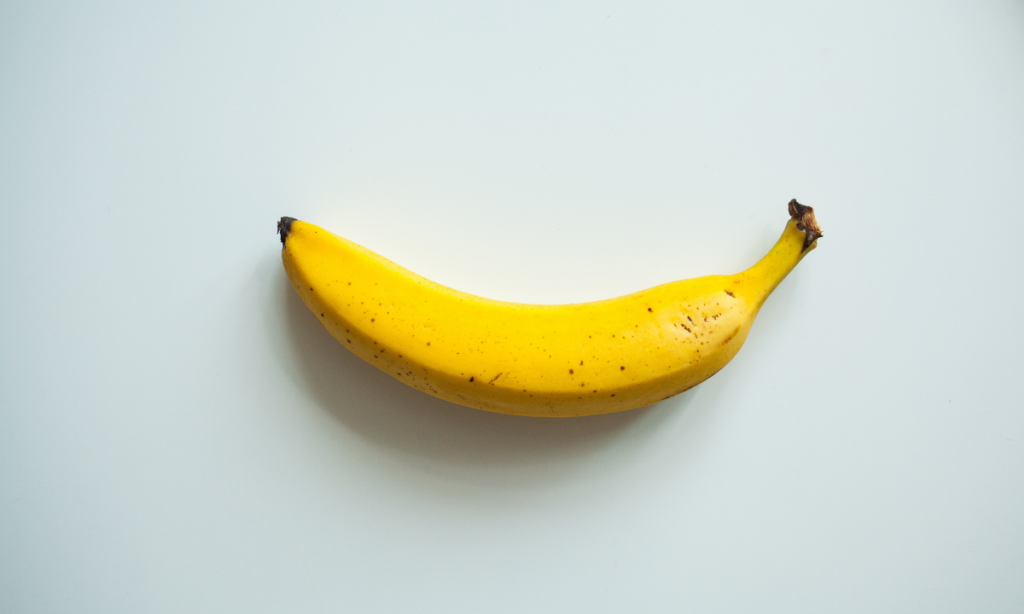 11 Common Things That Are 8 Inches Long: A Large Banana