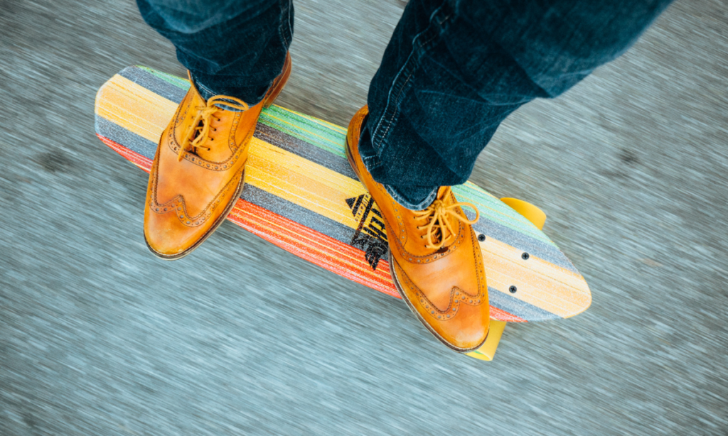 A Mini or Cruiser Skateboard